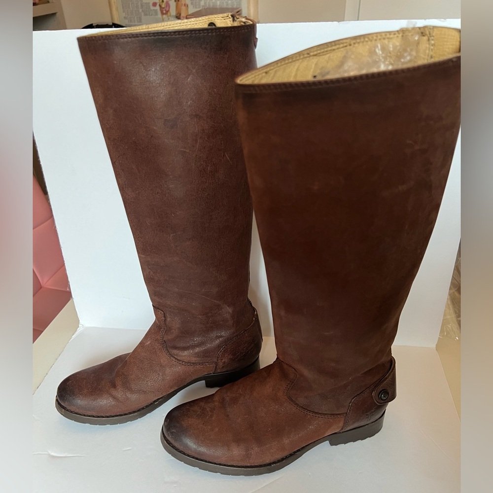Frye boots 5.5B